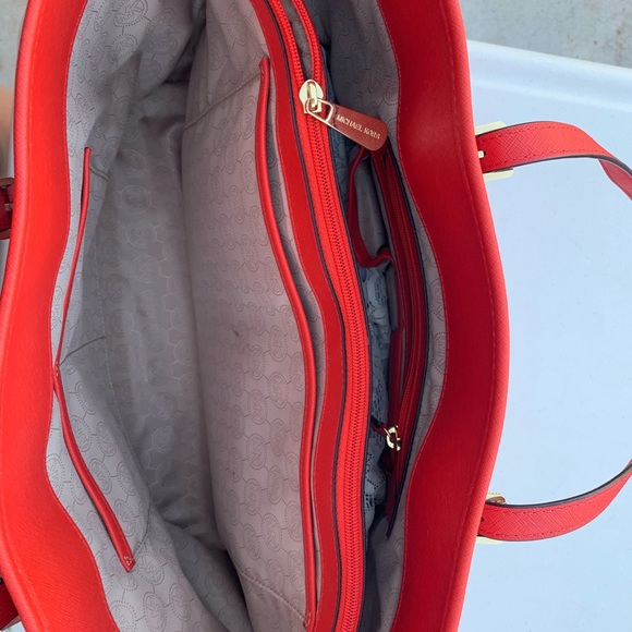 Michael Kors Handbag - Picture 4 of 4